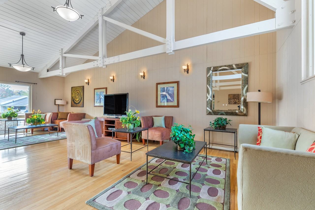 The Apartments at Saddle Brooke - Photo 7 of 23