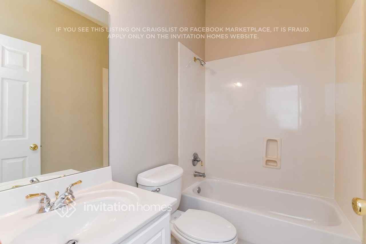 7875 Brands Hatch Blvd - Photo 7 of 10