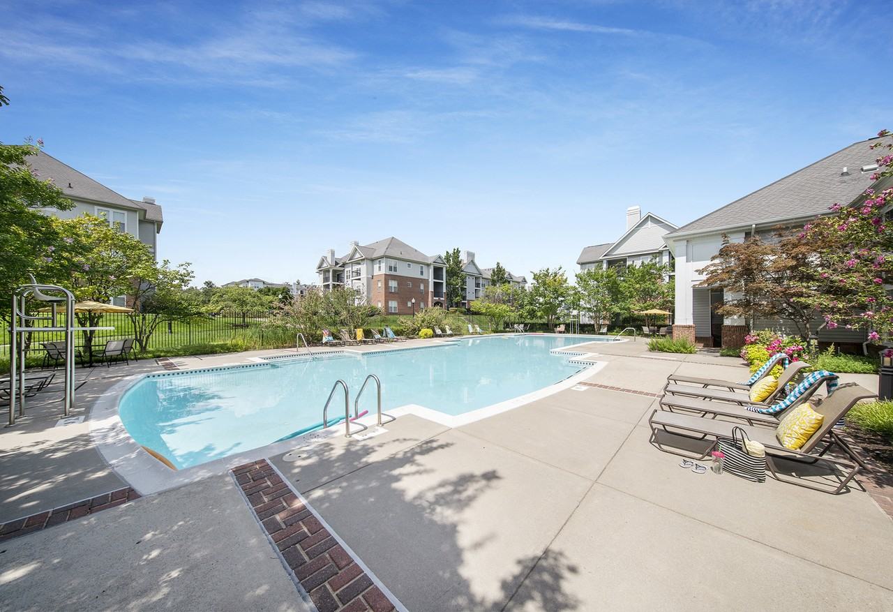 The Apartments at Cambridge Court - Photo 2 of 32