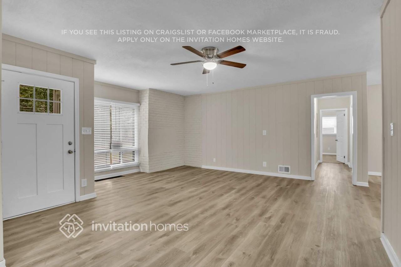 2262 Dodson Dr - Photo 7 of 25