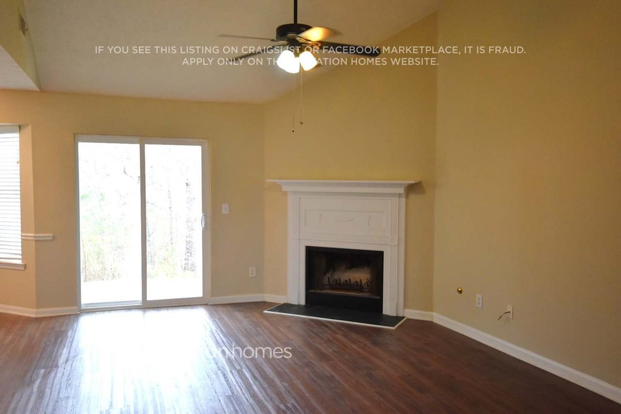 230 Cobbler Dr - Photo 3 of 12