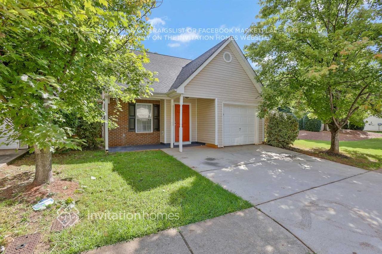 144 Lossie Ln - Photo 2 of 26