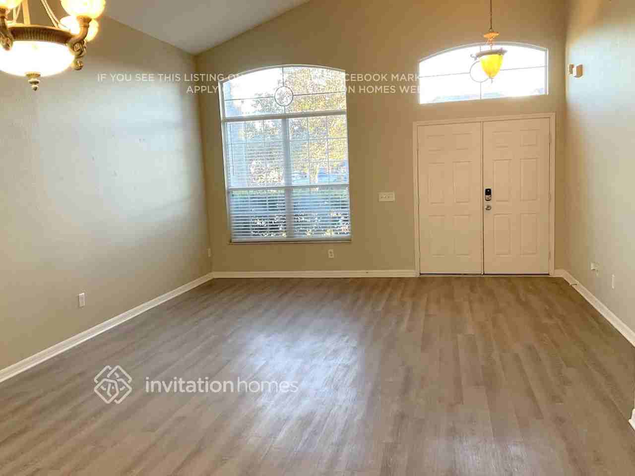 264 Tavestock Loop - Photo 2 of 16