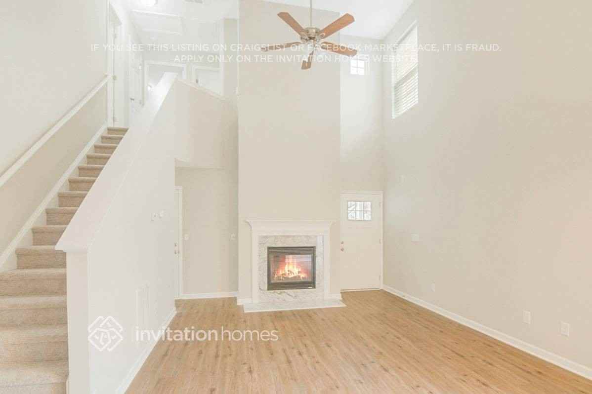 5431 Roan Mountain Pl - Photo 4 of 23