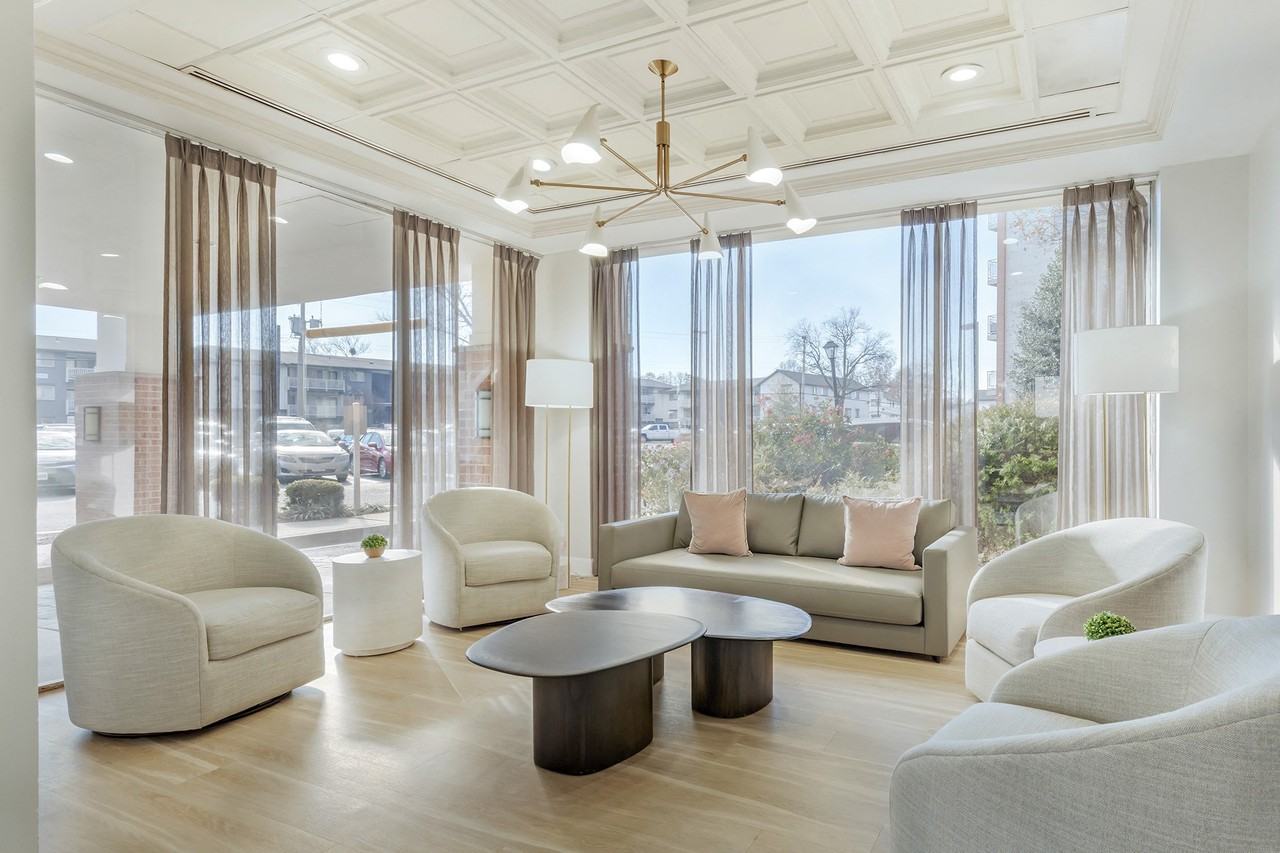 Seminary Towers - Photo 4 of 27