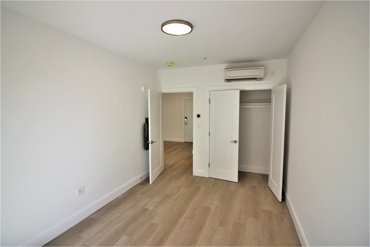 Newcomb St #502 - Photo 6 of 13