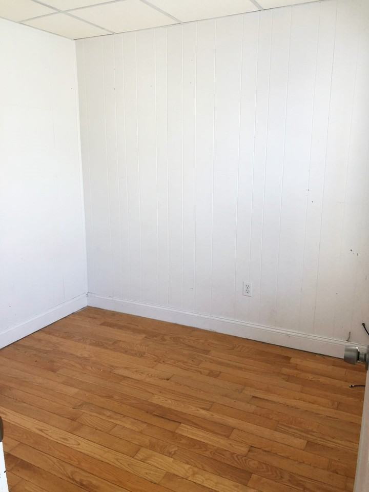 292 Chelsea St #2 - Photo 6 of 11