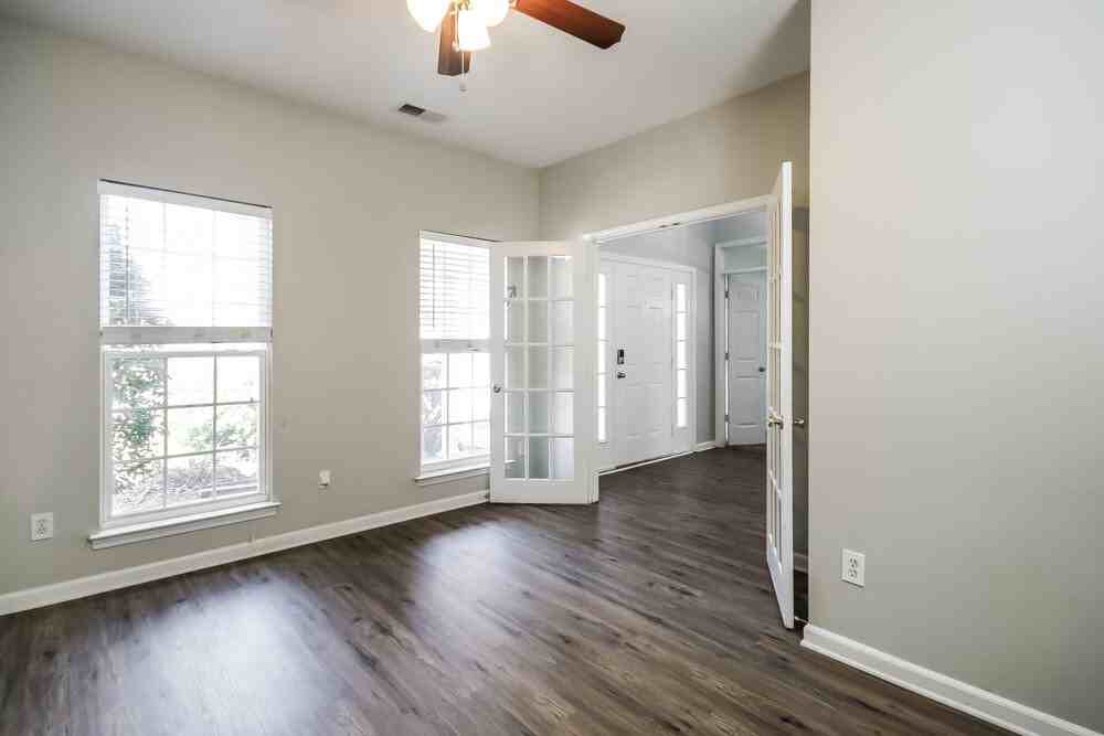 537 Georgetown Dr Nw - Photo 7 of 18