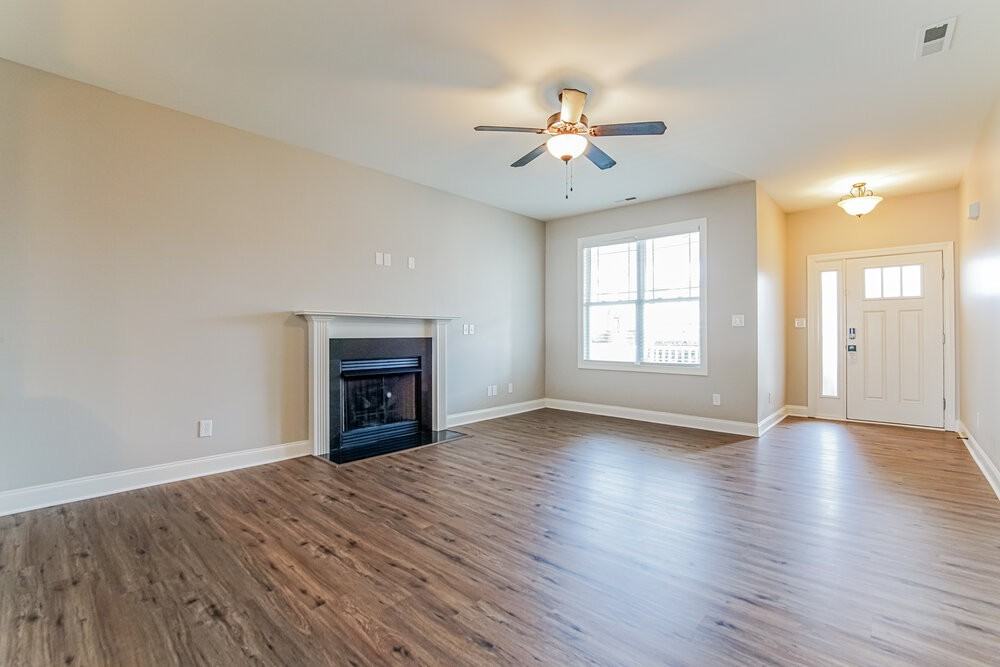 45 Oakton Dr - Photo 4 of 17