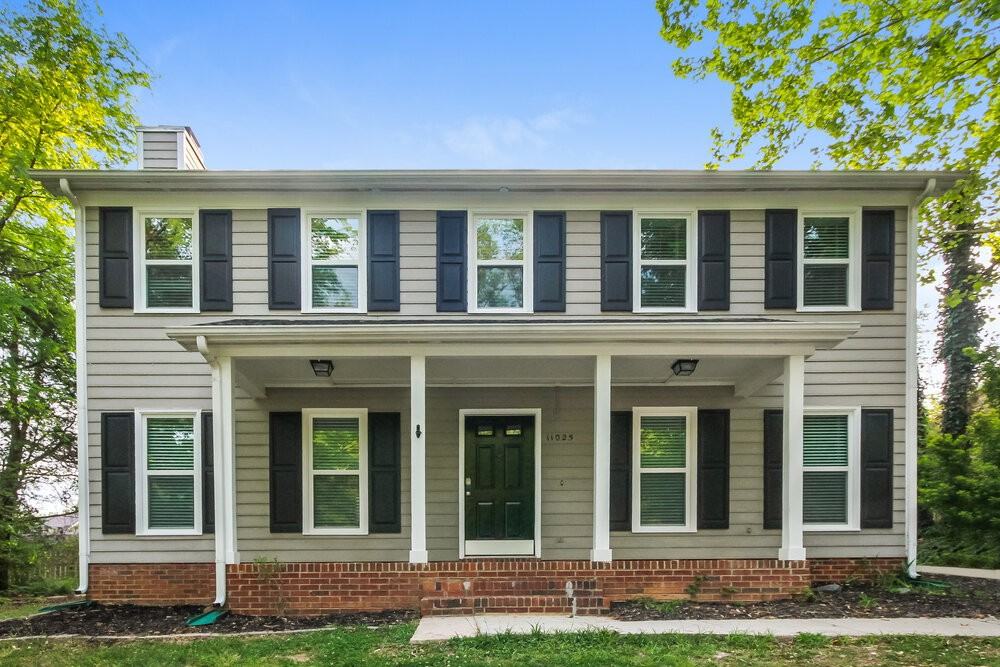 11025 Ballards Pond Ln - Photo 4 of 20