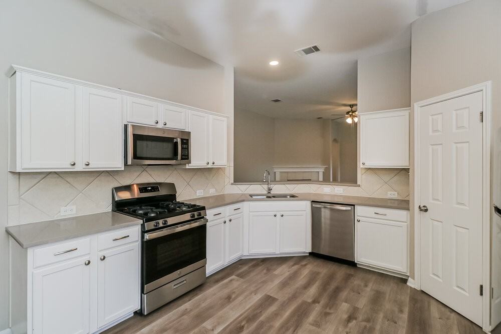 200 N Crossing Trl - Photo 7 of 16