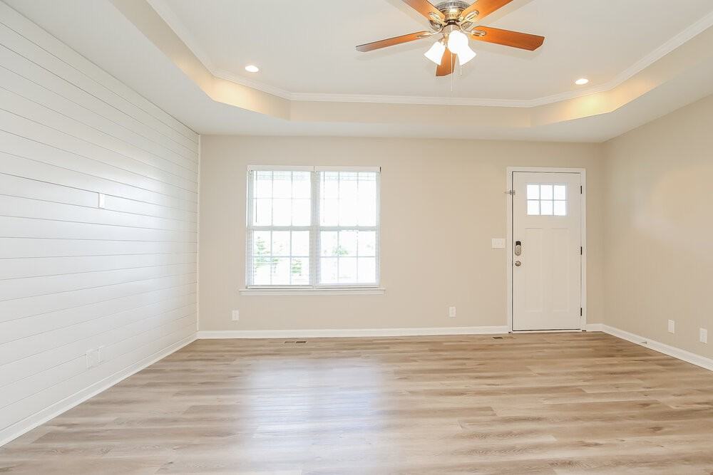 1002 Wismar Ct - Photo 5 of 16