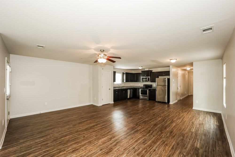 6372 Avery St Sw - Photo 7 of 19