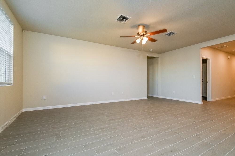 214 Lovely Ct - Photo 6 of 19