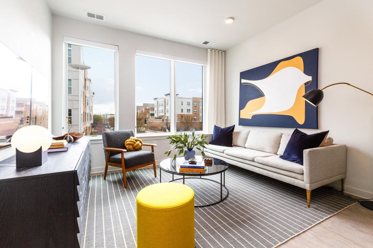 Dey & Bergen - Photo 6 of 36