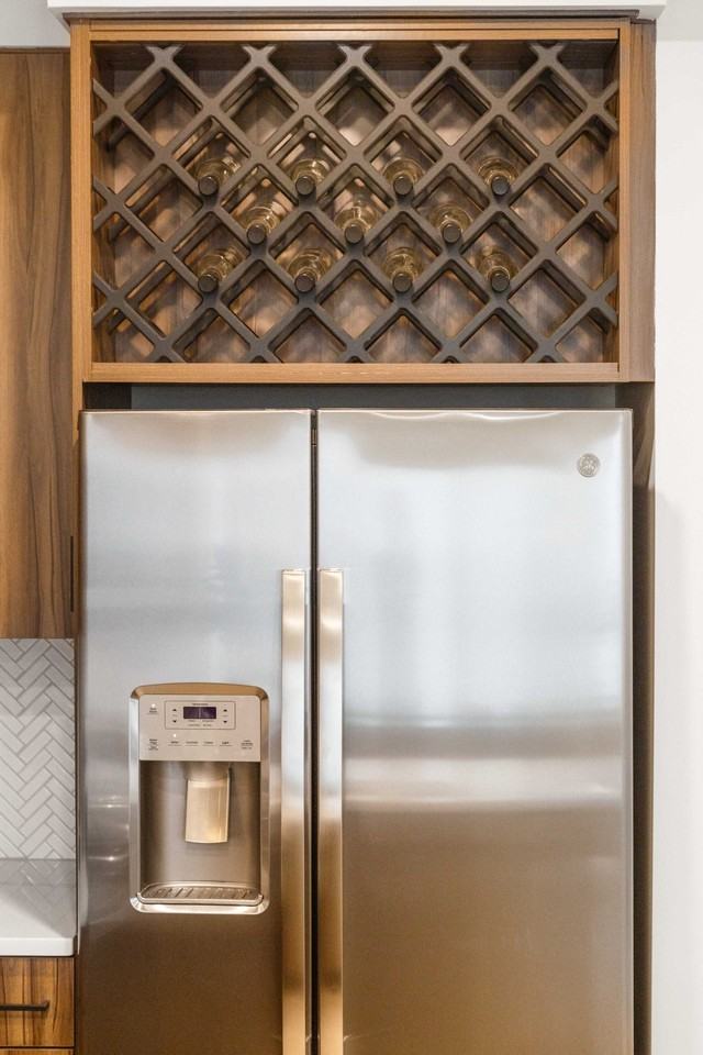 Dey & Bergen - Photo 7 of 36