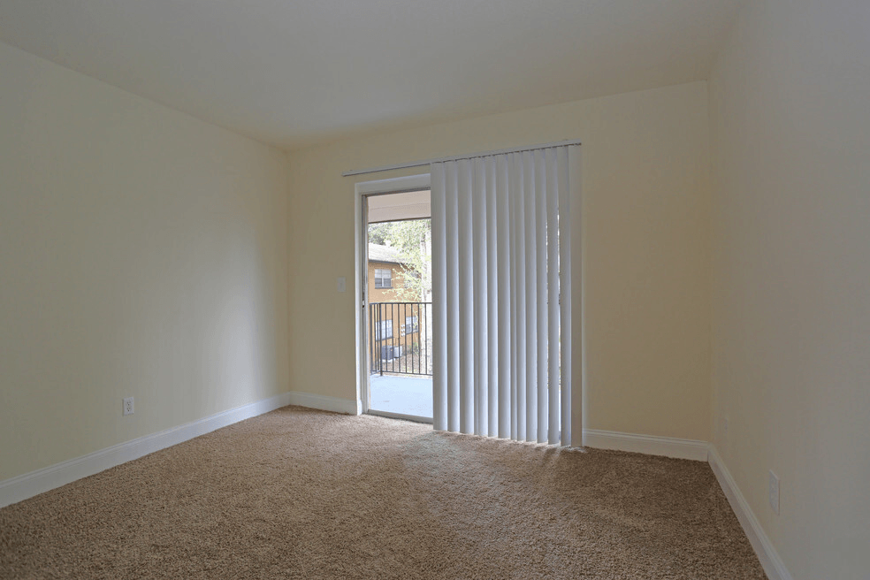 Oak Manor Apartment Homes - Photo 5 of 21