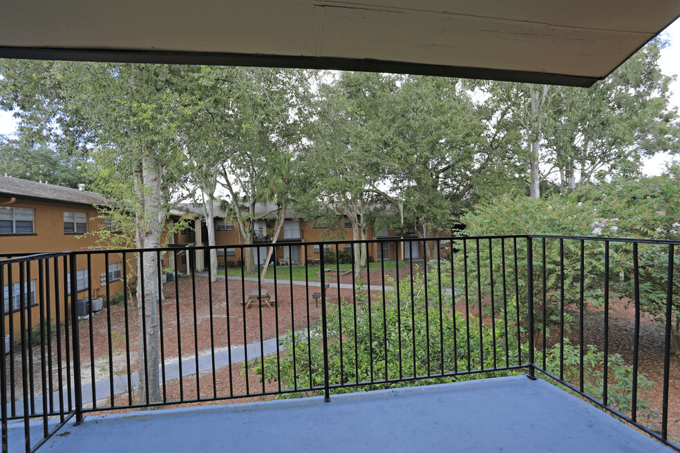 Oak Manor Apartment Homes - Photo 6 of 21