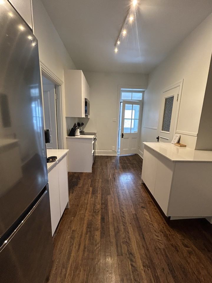 970 Avenue De Salaberry #1 - Photo 4 of 21