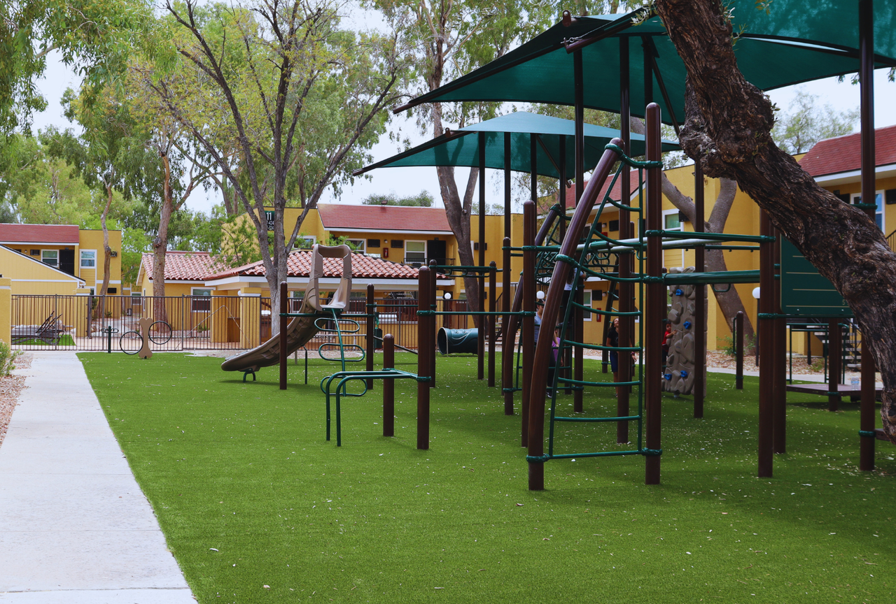 4250 East 29th Street - Photo 6 of 7