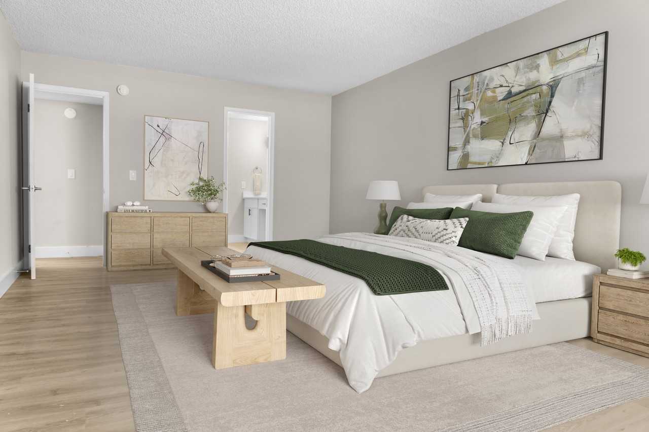 Riverchase Landing Apartments - Photo 4 of 31