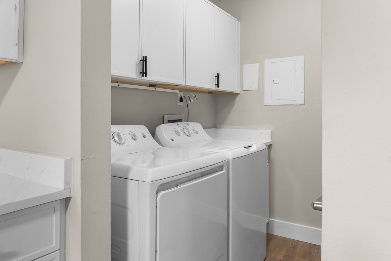 Riverchase Landing Apartments - Photo 6 of 31