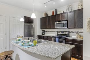 Mansfield on the Green Apartments - Photo 1 of 1