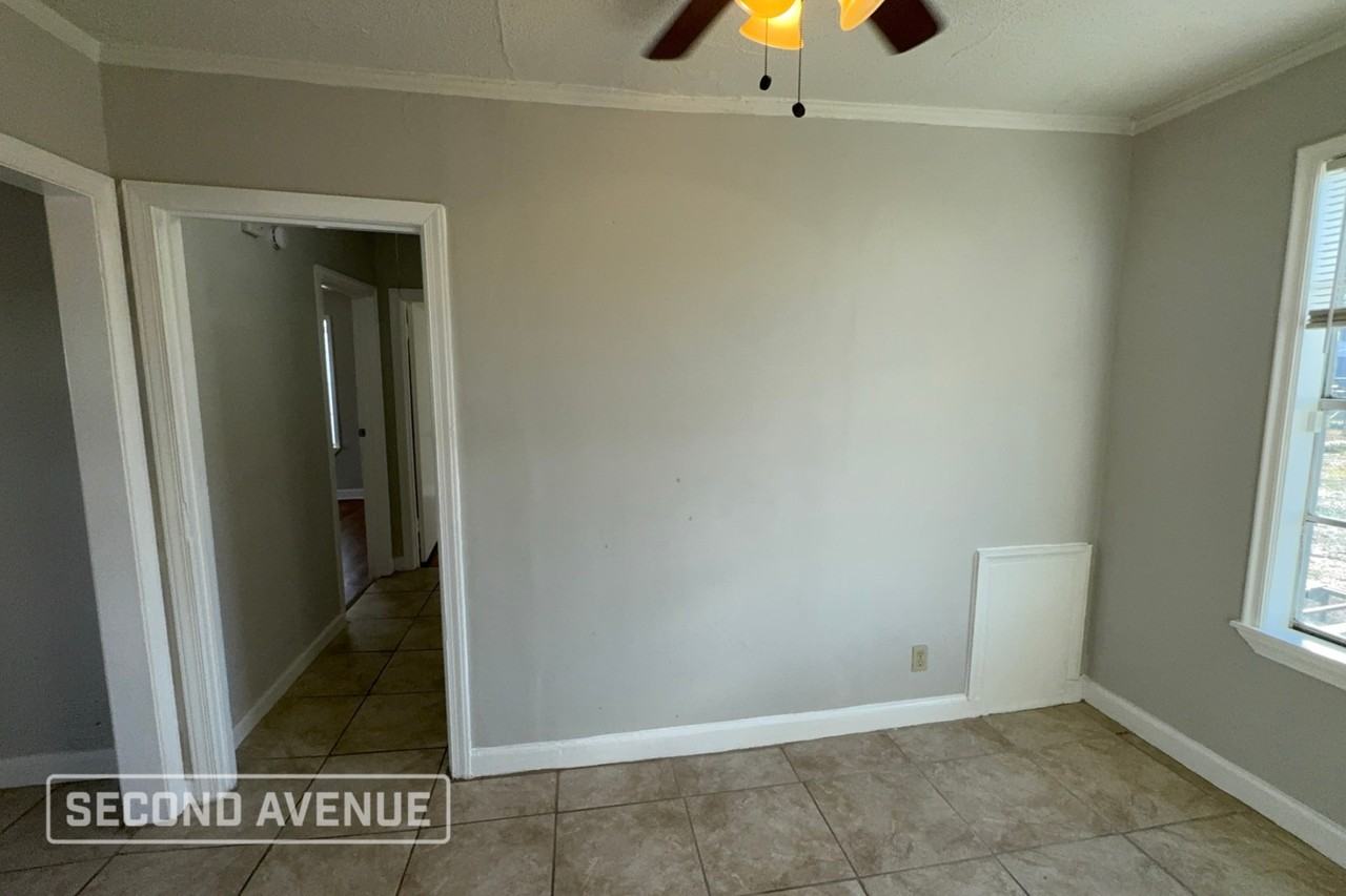 2965 N Radford Rd - Photo 3 of 15