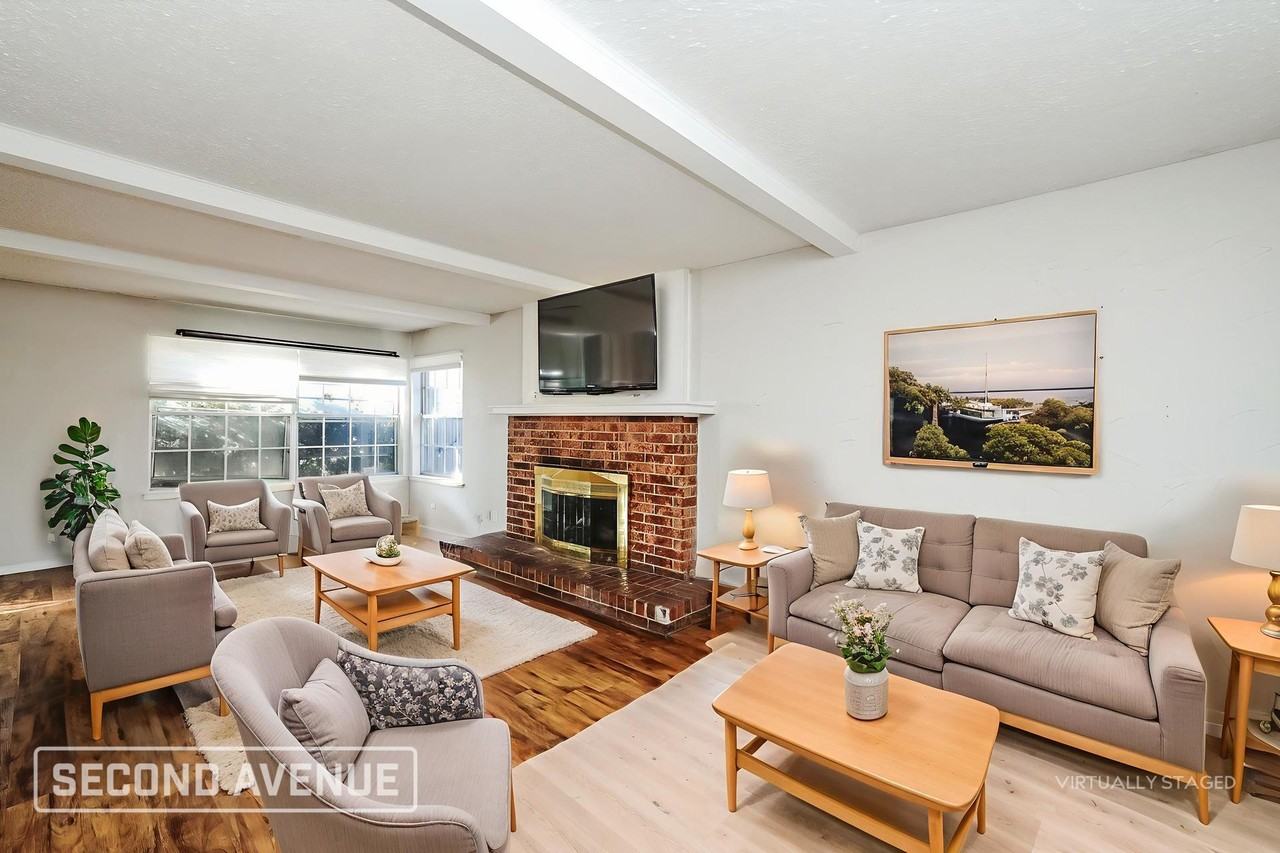 6828 Franwood Ter - Photo 2 of 29
