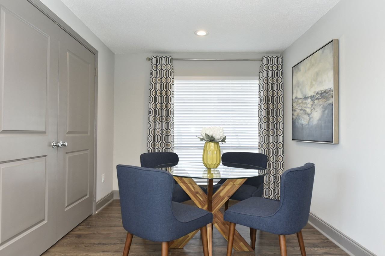 Views at Signal Mountain - Photo 3 of 42