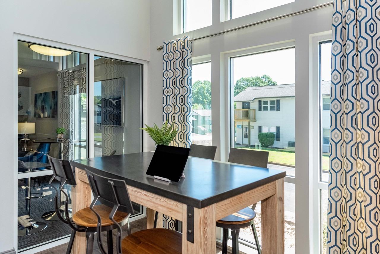 Views at Signal Mountain - Photo 4 of 42