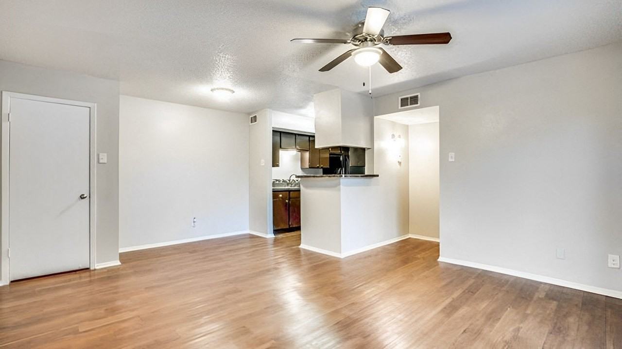 Creek on Calloway - Photo 6 of 15