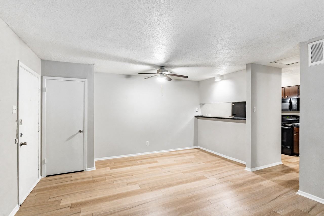 Creek on Calloway - Photo 7 of 15