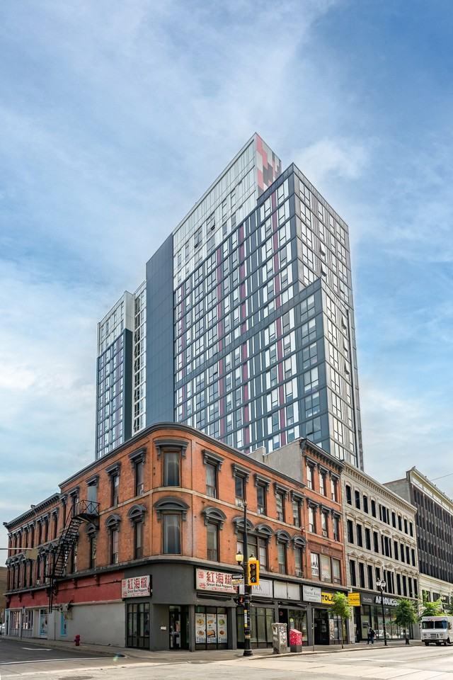 The William Thomas - Photo 2 of 29