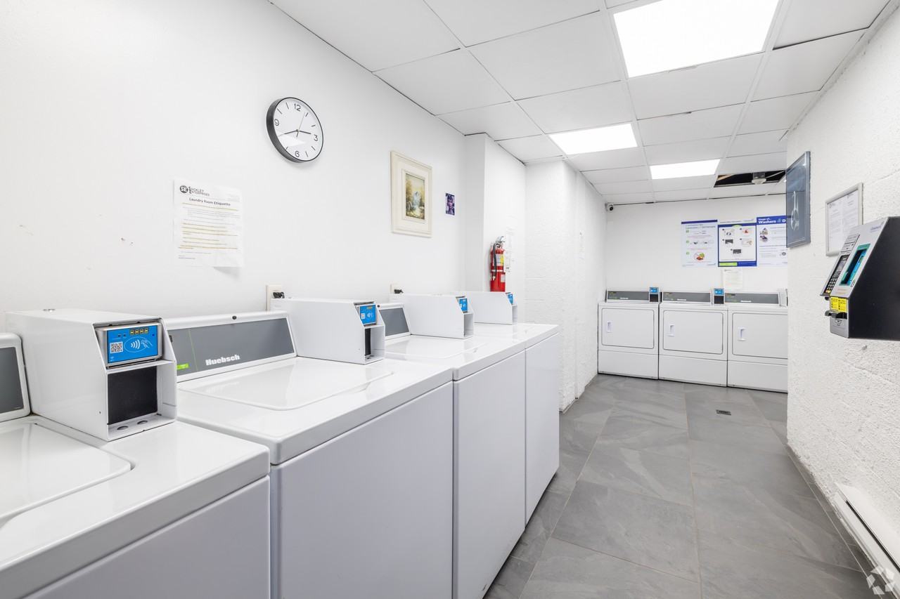 Gloucester Apartments - Photo 5 of 29