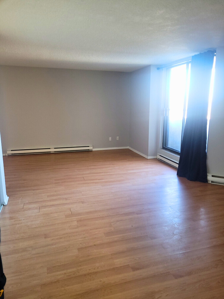 Presland Towers - Photo 2 of 25