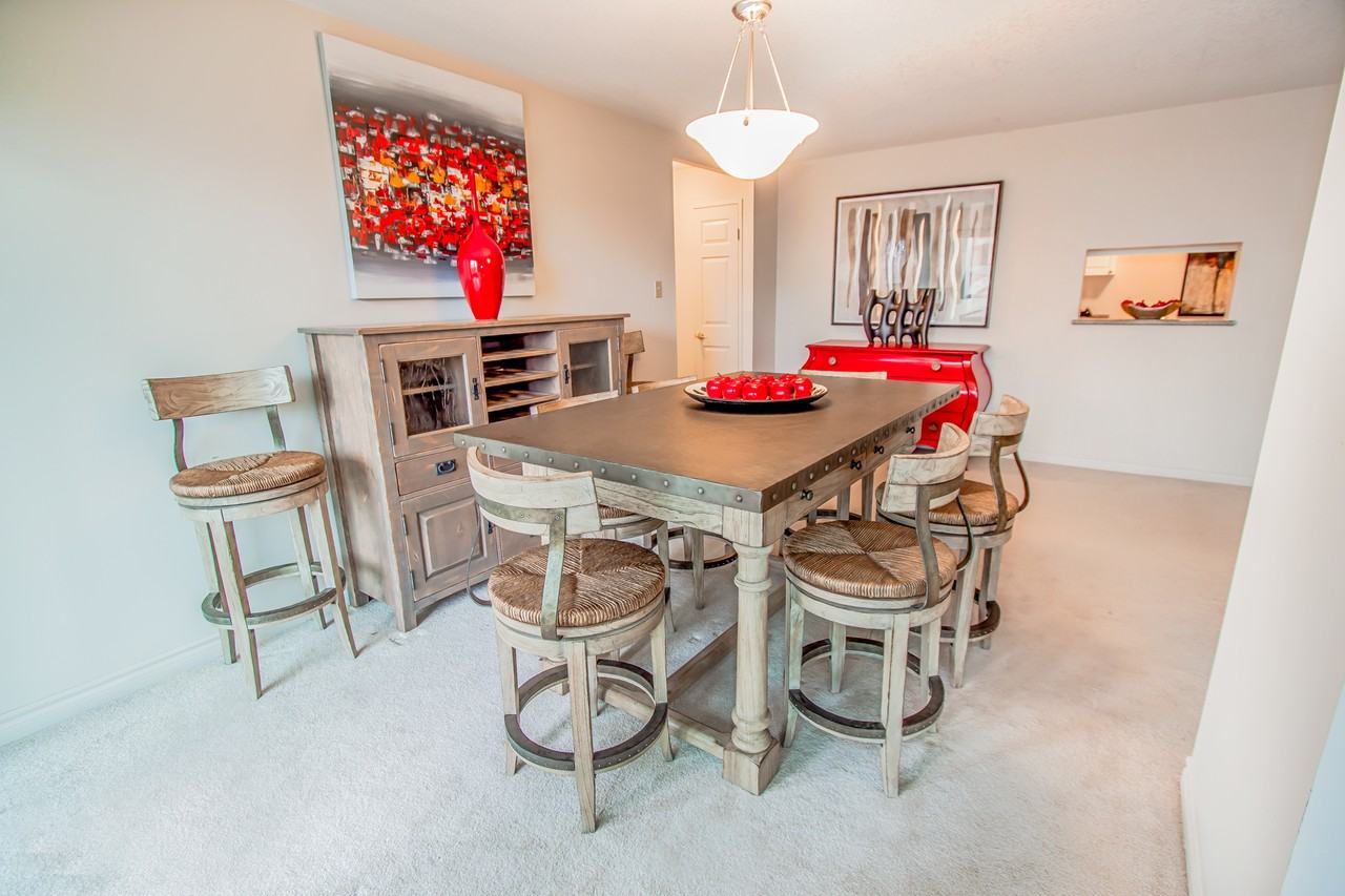 City Place II - Photo 4 of 26