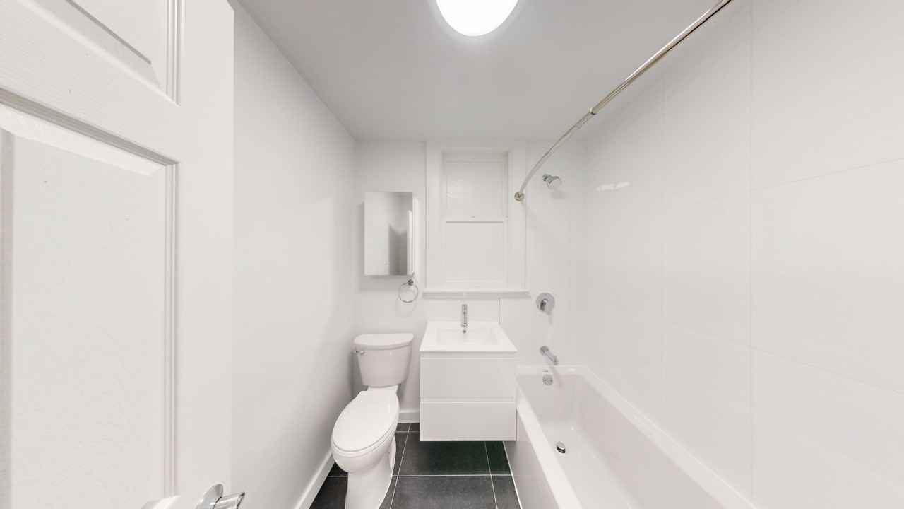 676 Geary Street - Photo 4 of 32