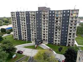 featured image of 340 Willowdale Cres