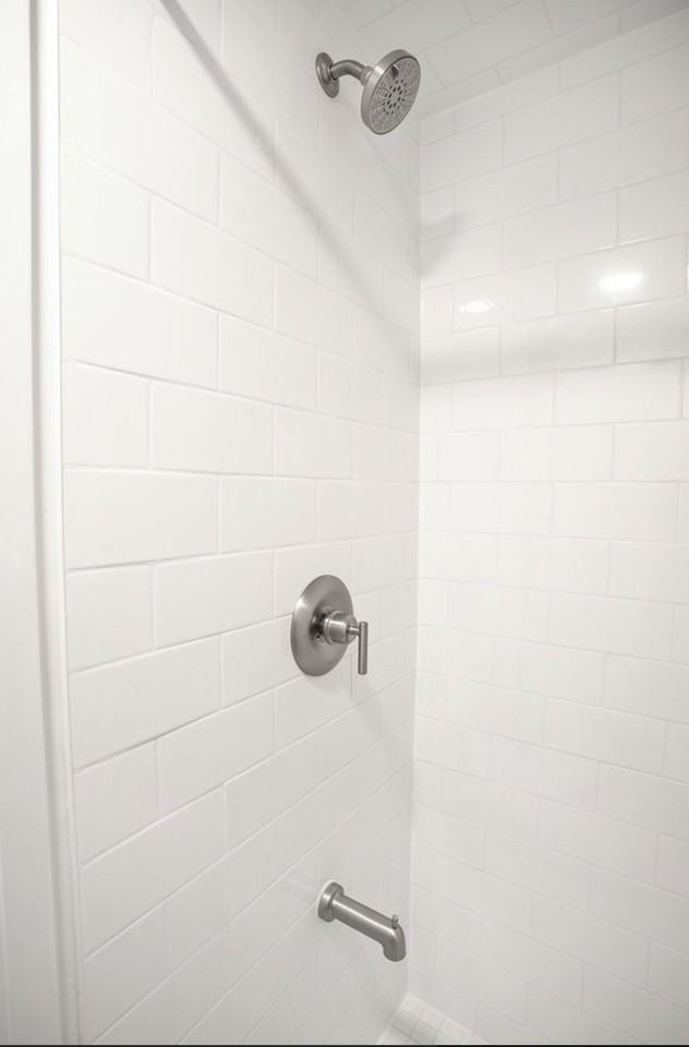 391 Berkeley Street - Photo 4 of 6