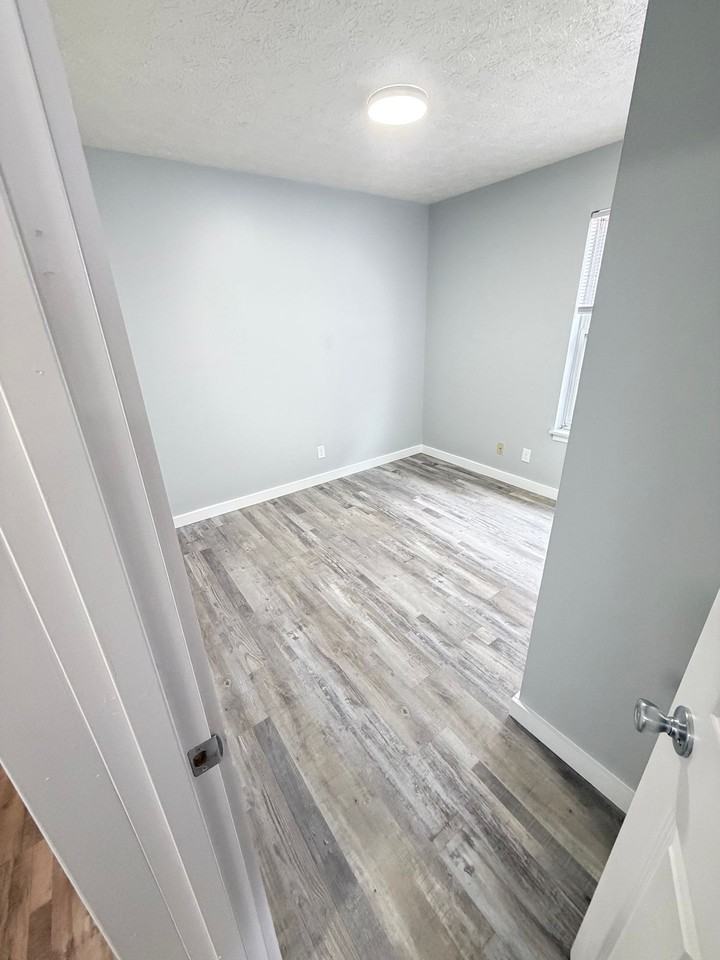 River Cross - Photo 7 of 41