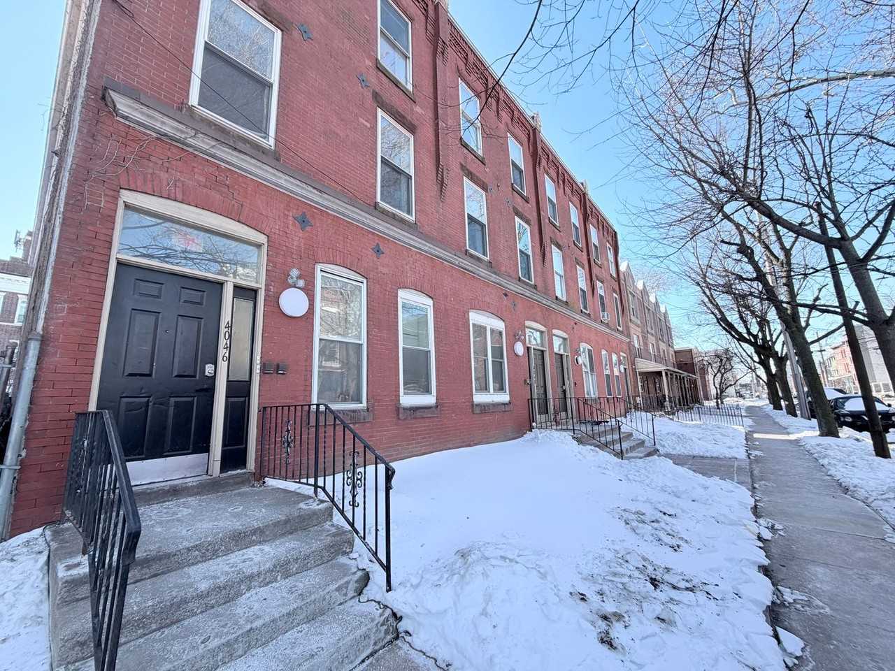 4046-52 Ogden St - Photo 2 of 39