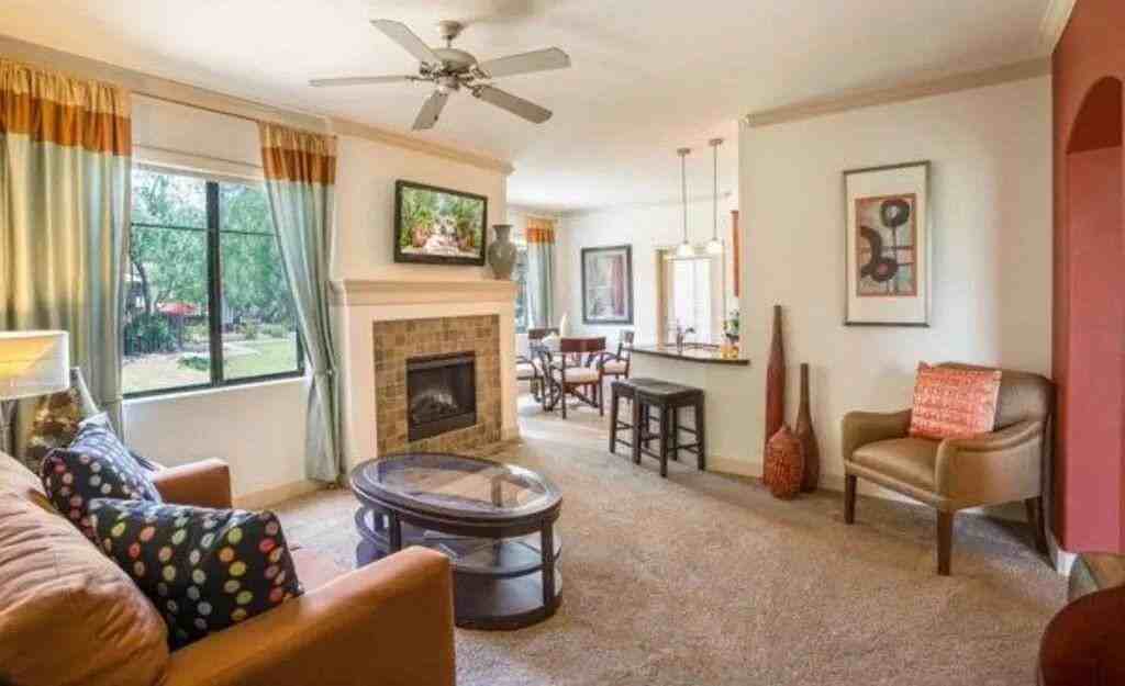 Canyon Crossroads - Photo 2 of 16