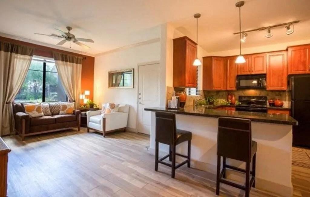 Canyon Crossroads - Photo 3 of 16