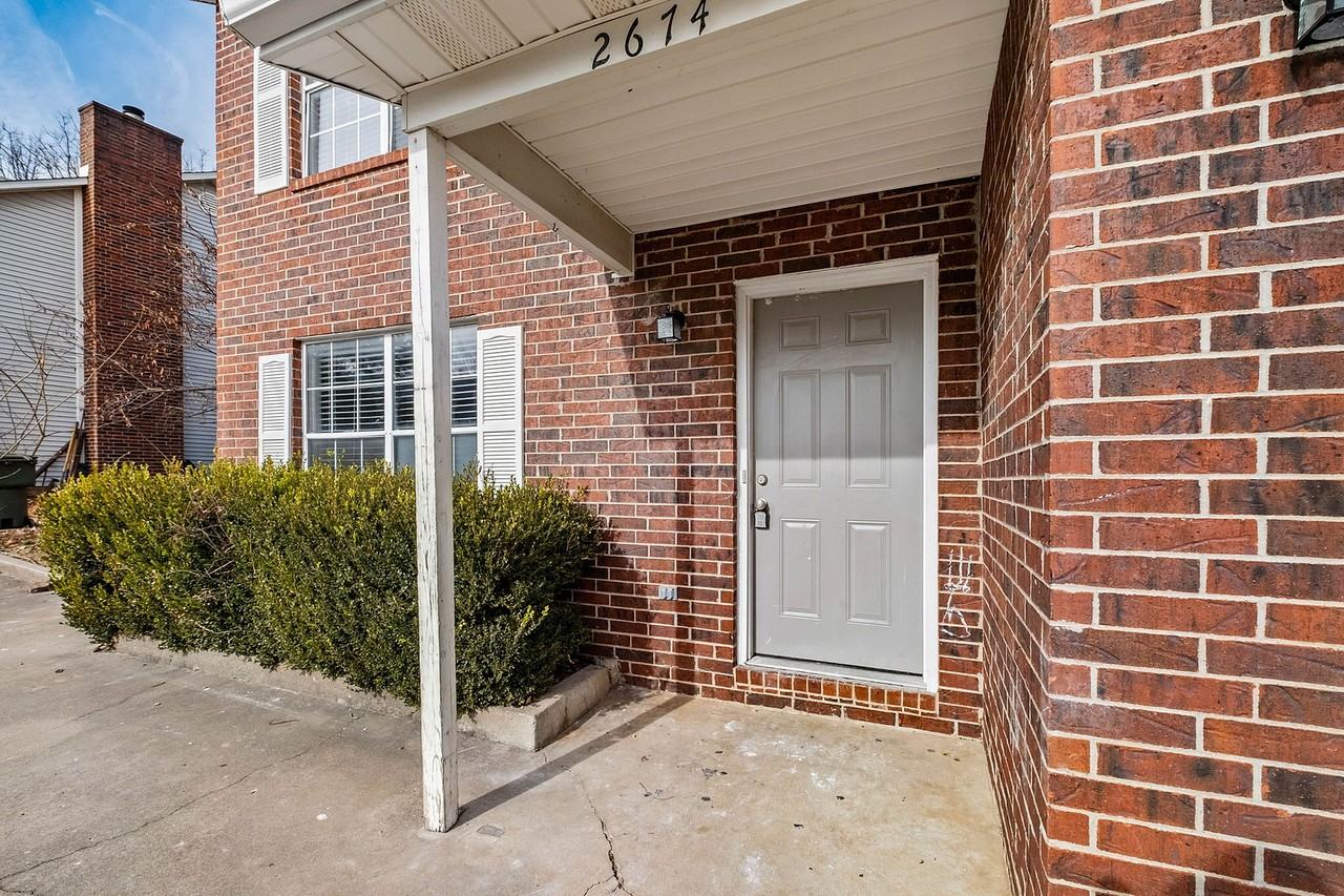 Kantz Duplexes - Photo 4 of 34