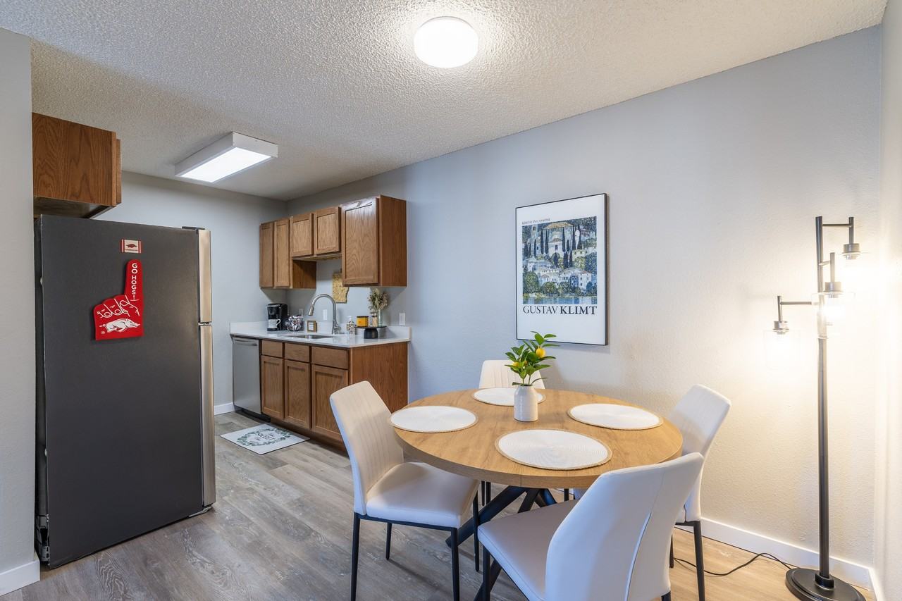 Ruby on the Creek Apartments - Photo 5 of 50