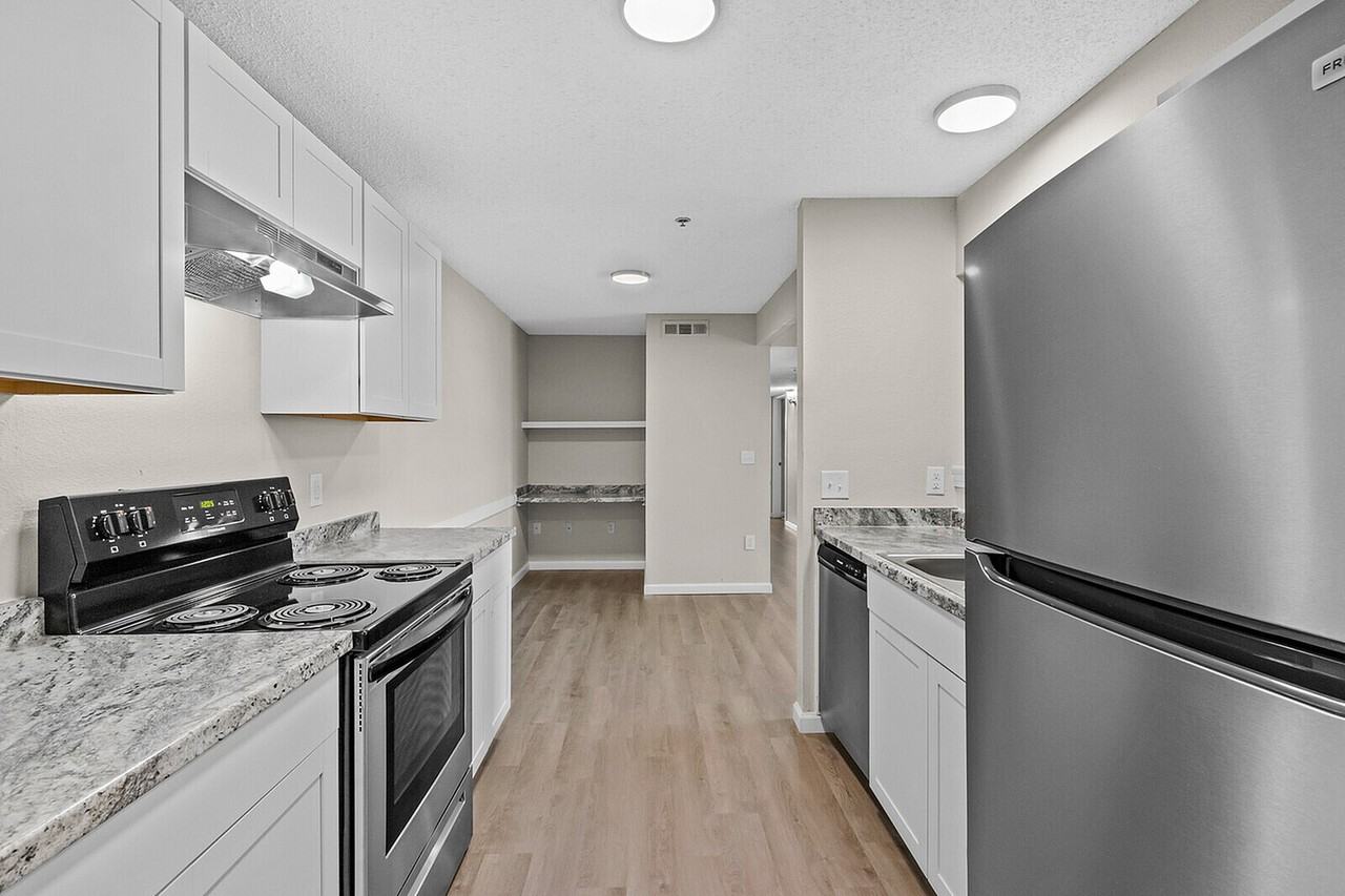 The Heights on Oak - Photo 5 of 50