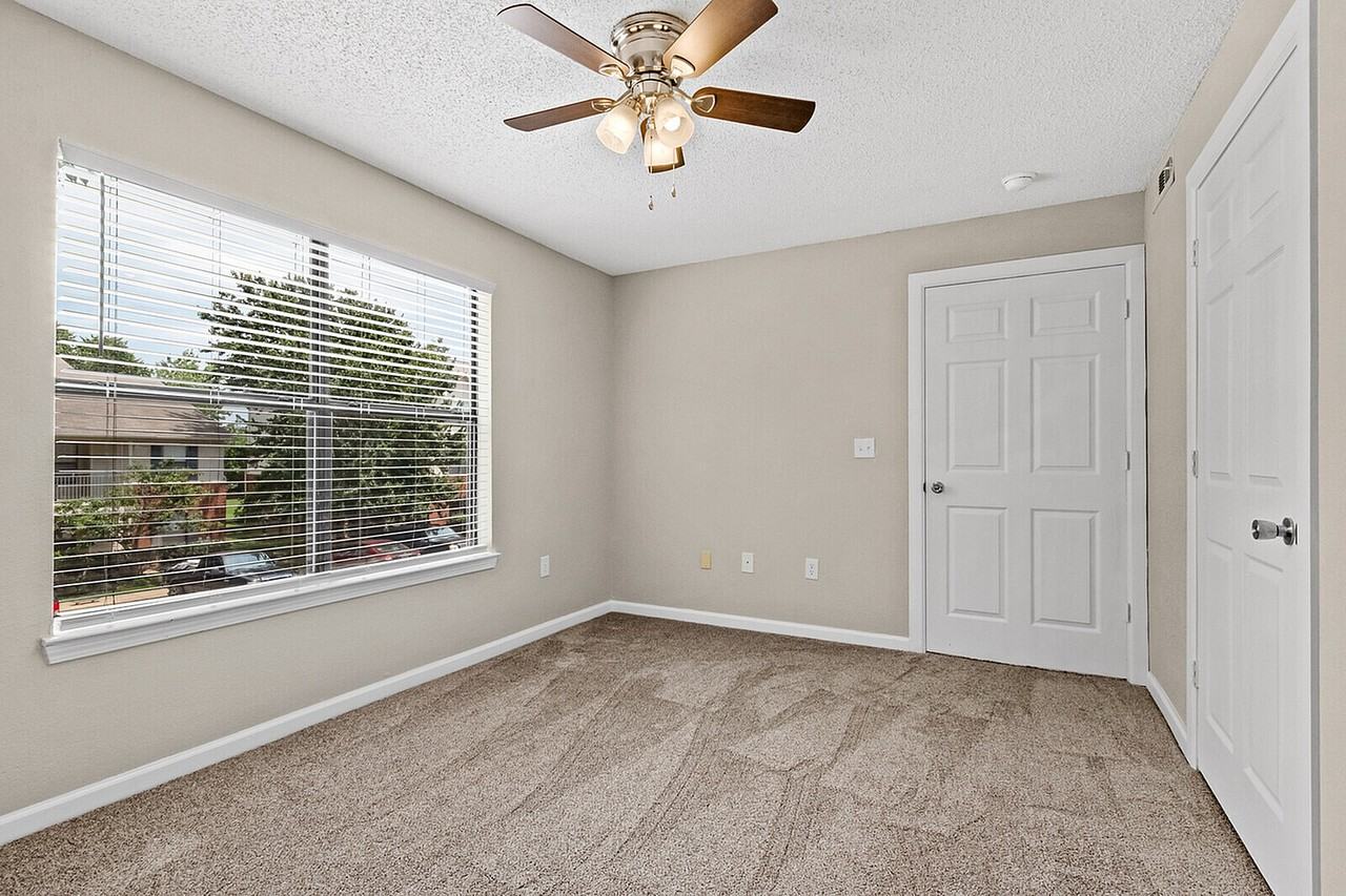 The Heights on Oak - Photo 6 of 50