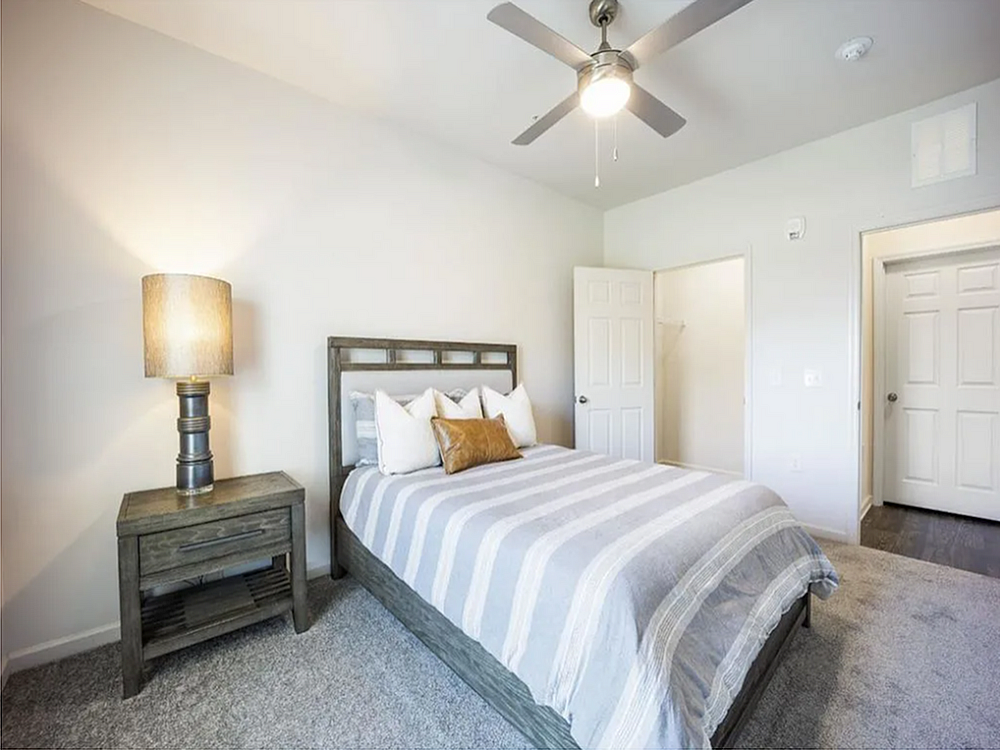 The Maddox - Photo 3 of 33