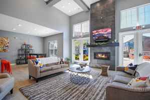 featured image of Central Park Cir